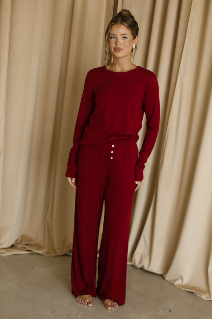 Harlow & Ivy DreamSoft Lounge Set in Red