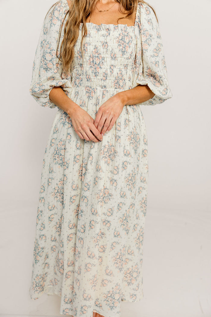 Hayes 100% Premium Cotton Maxi Dress in Peach Blue