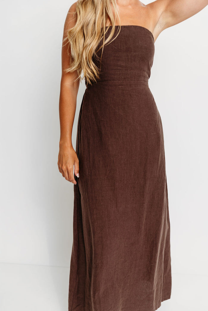 Irise 100% Linen Strapless Maxi Dress in Brown