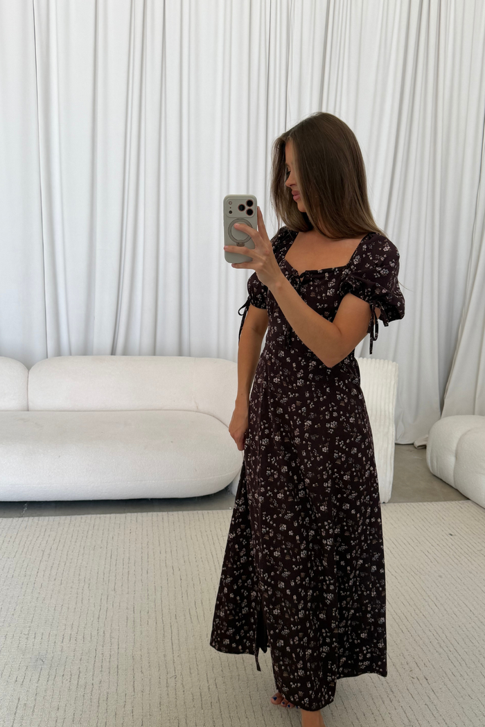 Jamie Maxi Dress in Mocha Wildflowers