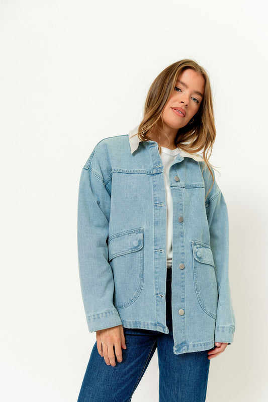Jones Contrast Collar Light Wash Denim Jacket in Light Denim