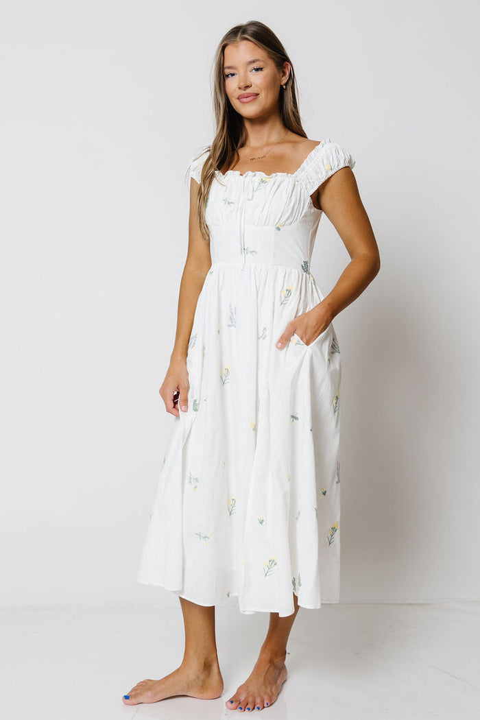 Kaliyah Floral Embroidered Midi Dress in White Multi