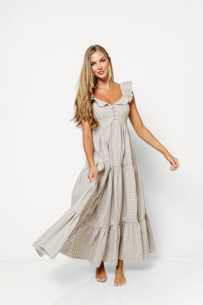 Kamden Heart Gingham Maxi Dress in Mocha