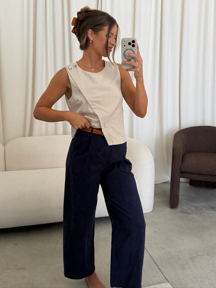 Karmel Pants in Navy