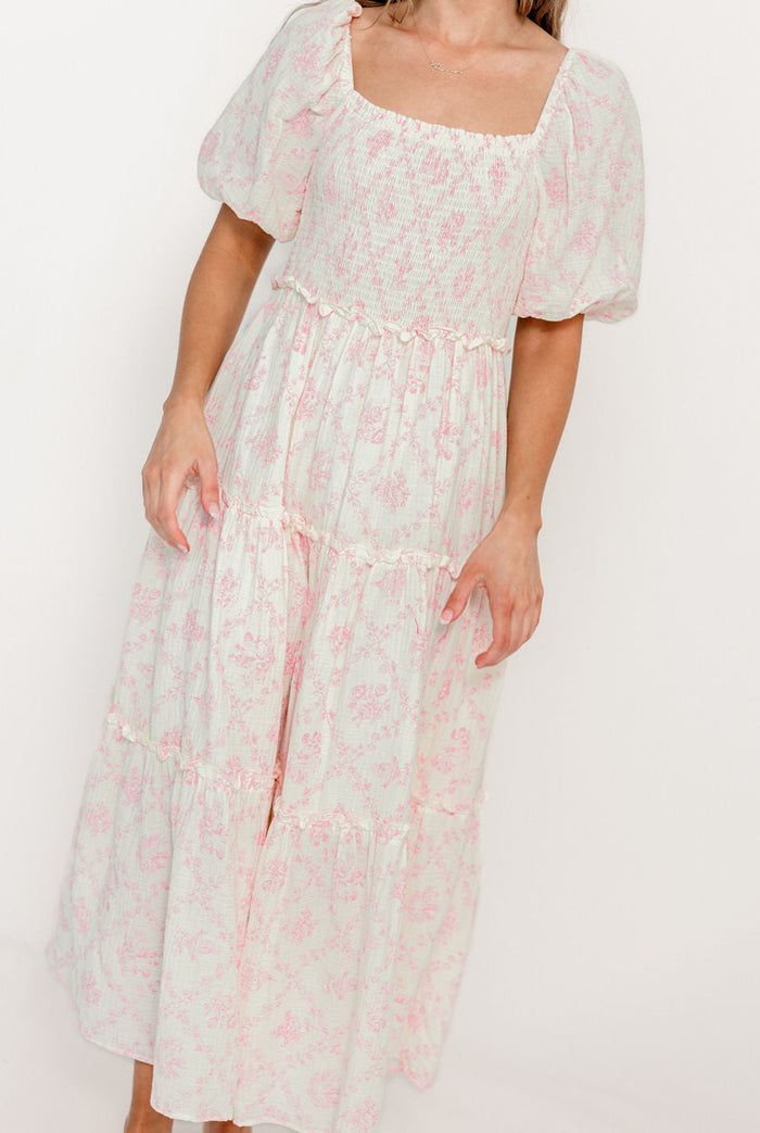 Karolyn Antique Puff Sleeve Tiered Maxi Dress in Pink