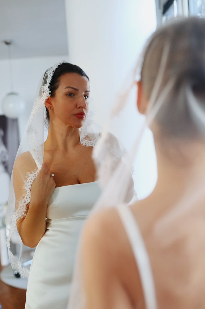 Lace Trim Mantila Short Wedding Veil