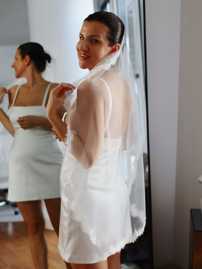 Lace Trim Mantila Short Wedding Veil