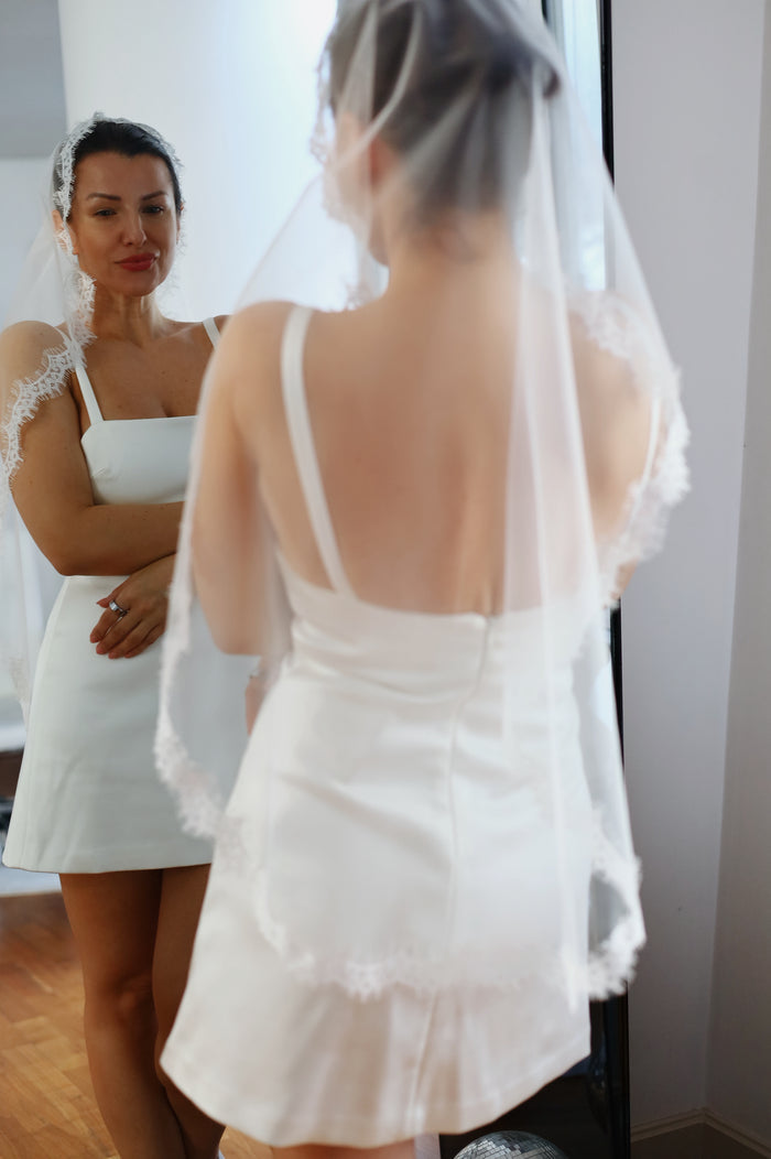 Lace Trim Mantila Short Wedding Veil