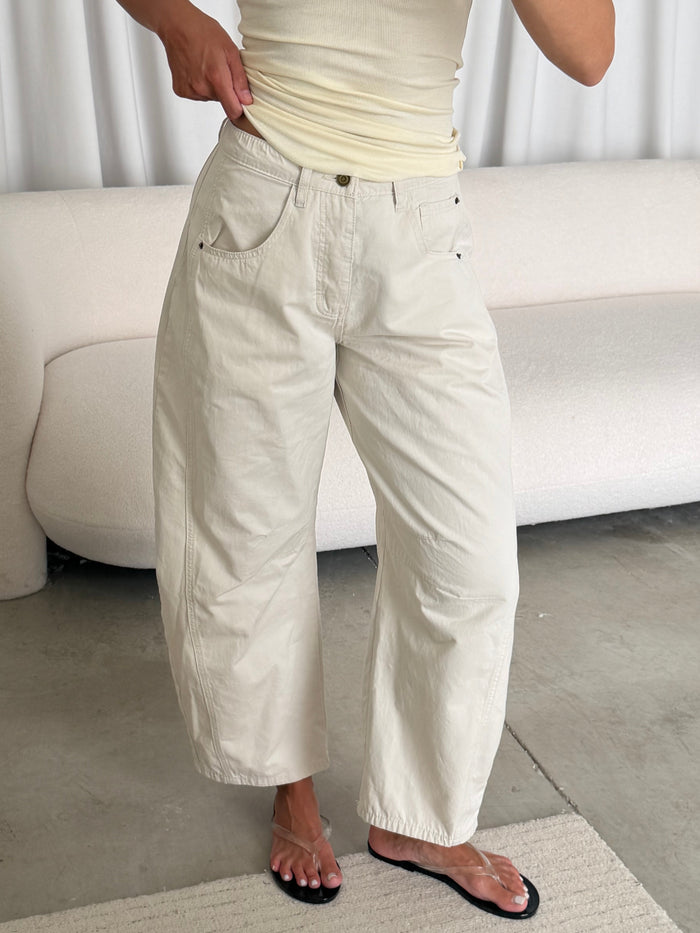 Lance Wide Leg Barrel Pants in Cloud Dancer