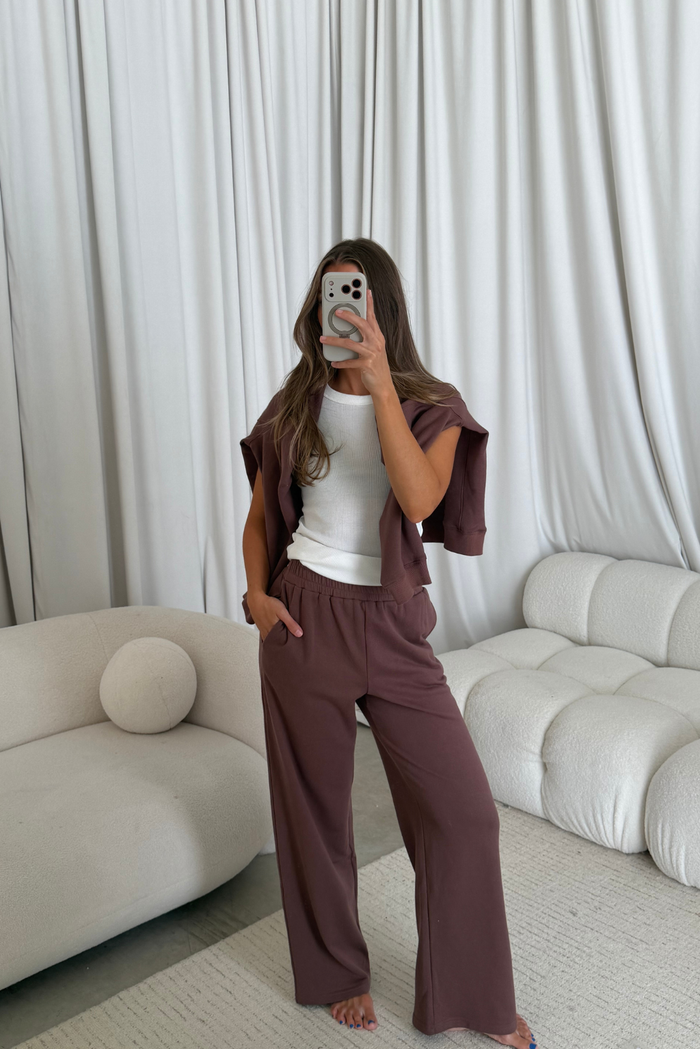 Laura Oversized Sweatshirt in Mocha