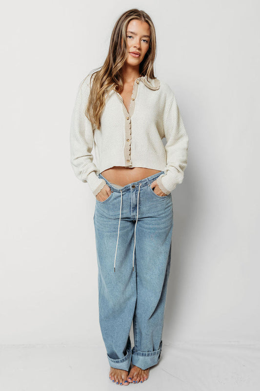 Laurel Scallop Edge Cardigan in Ivory