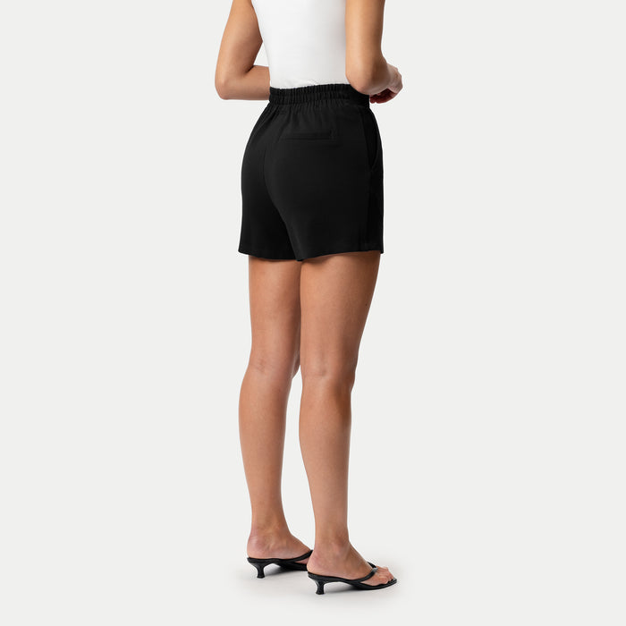 Light Ponte Shorts - Ninepine