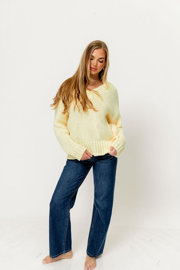 Lindsey Balloon Sleeve V-Neck Sweater in Butter *Final Sale*