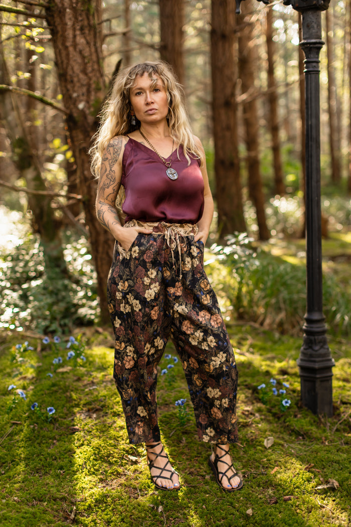 Model wearing a linen viscose blend cropped pant ft. artwork by artist & illustrator Jessica Roux - Market of Stars