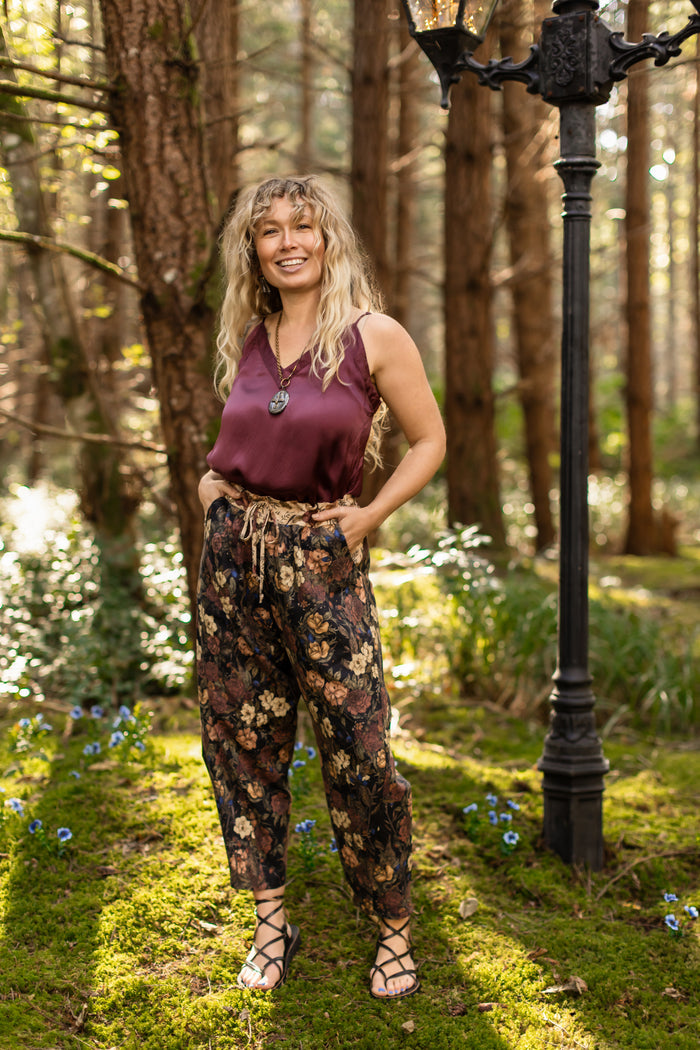 Model wearing a linen viscose blend cropped pant ft. artwork by artist & illustrator Jessica Roux - Market of Stars