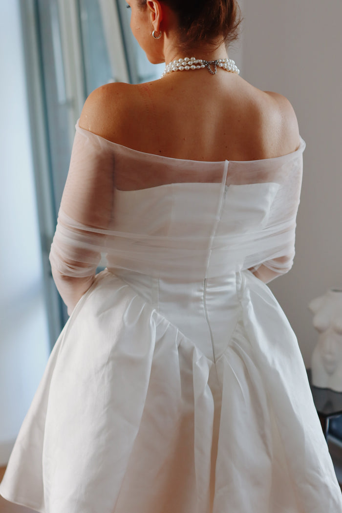 Luxury bridal tulle shawl