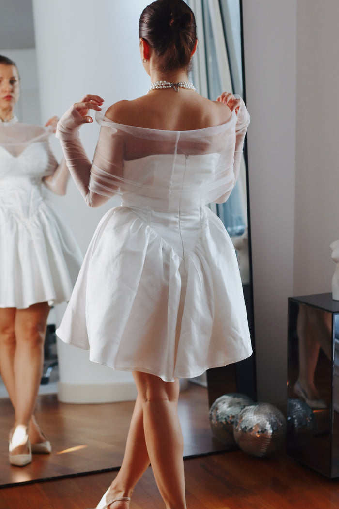 Luxury bridal tulle shawl