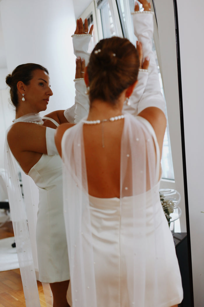 Luxury Tulle Wedding Scarf with Pearls