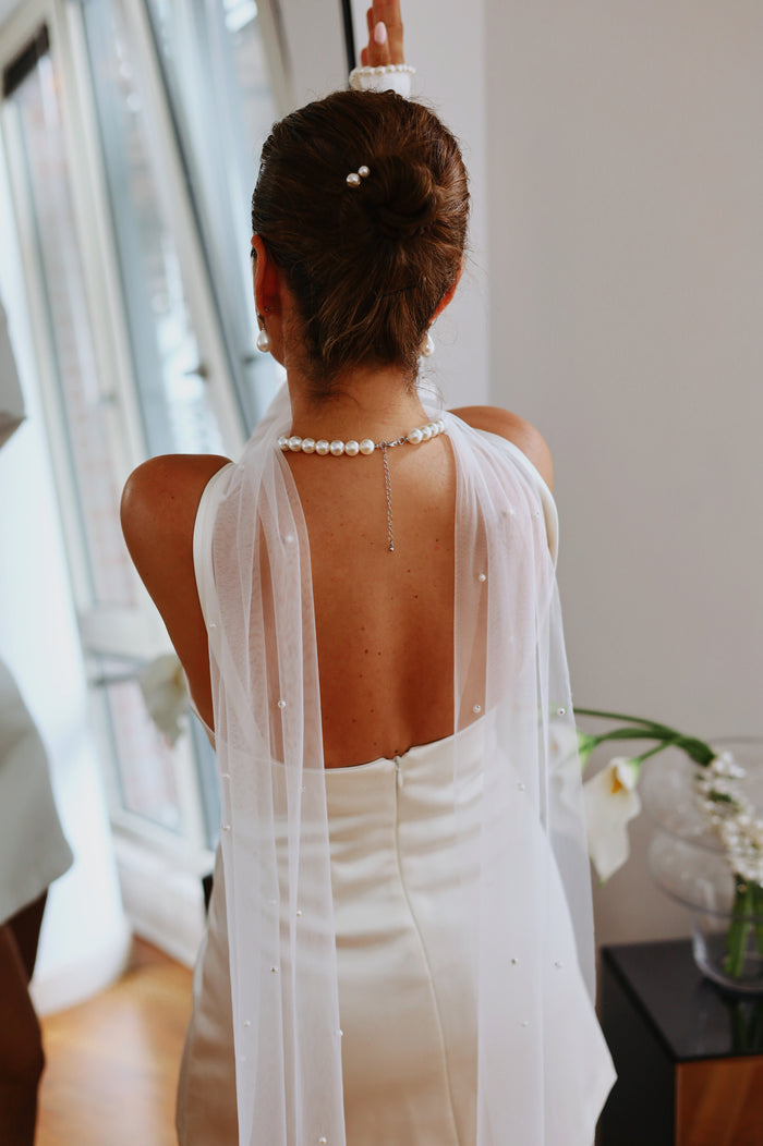 Luxury Tulle Wedding Scarf with Pearls