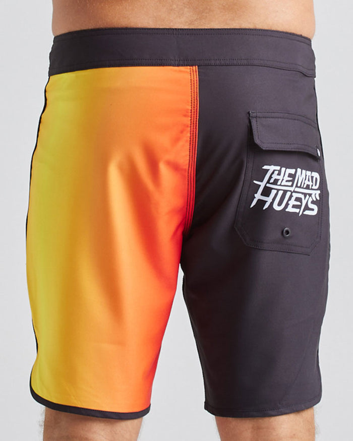 Mad Hueys Flaming Spiral 18" Boardshort