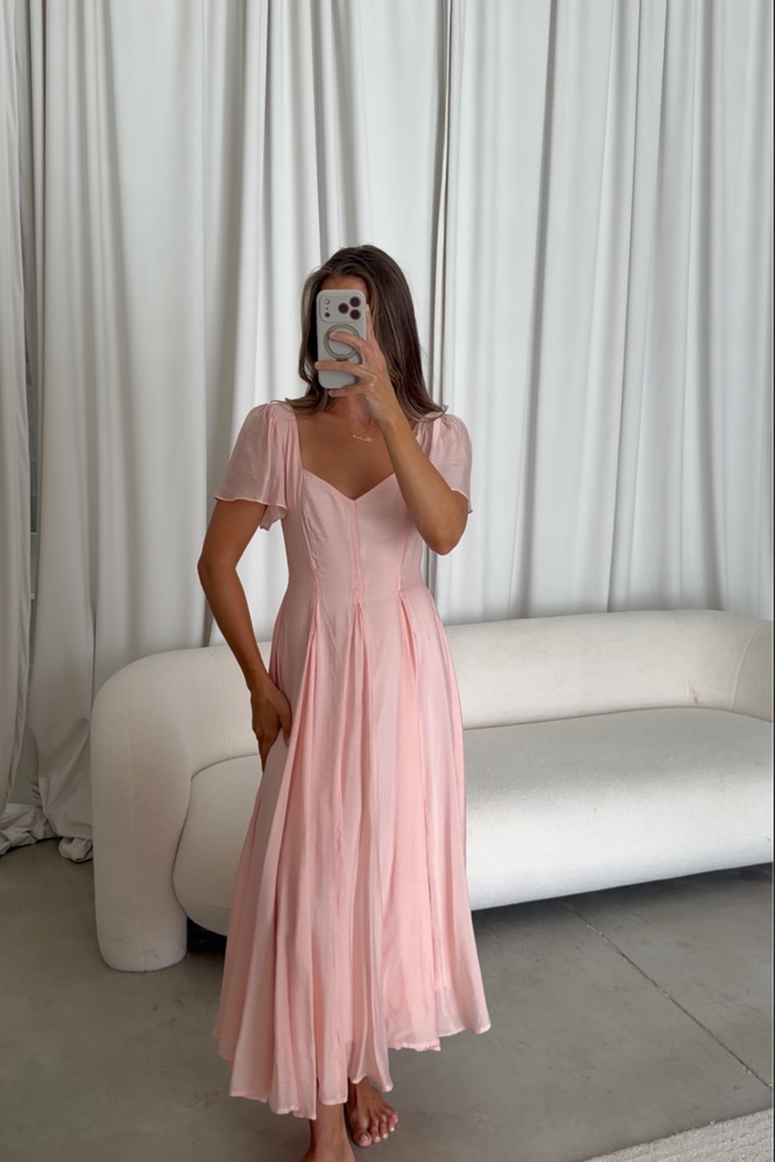 Meret Maxi Dress in Pink