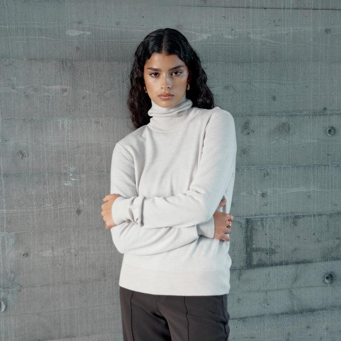 Merino Wool Relaxed Turtleneck - Ninepine