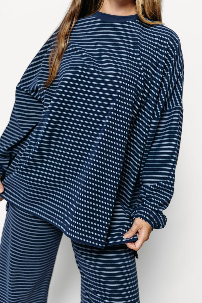 Naomi Double Stripe Oversized Fleece Long Sleeve Top in Navy/Ivory