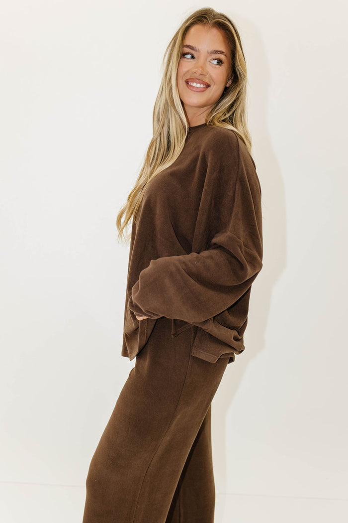 Naomi Fleece Oversized Long Sleeve Top in Chestnut - Bump Friendly