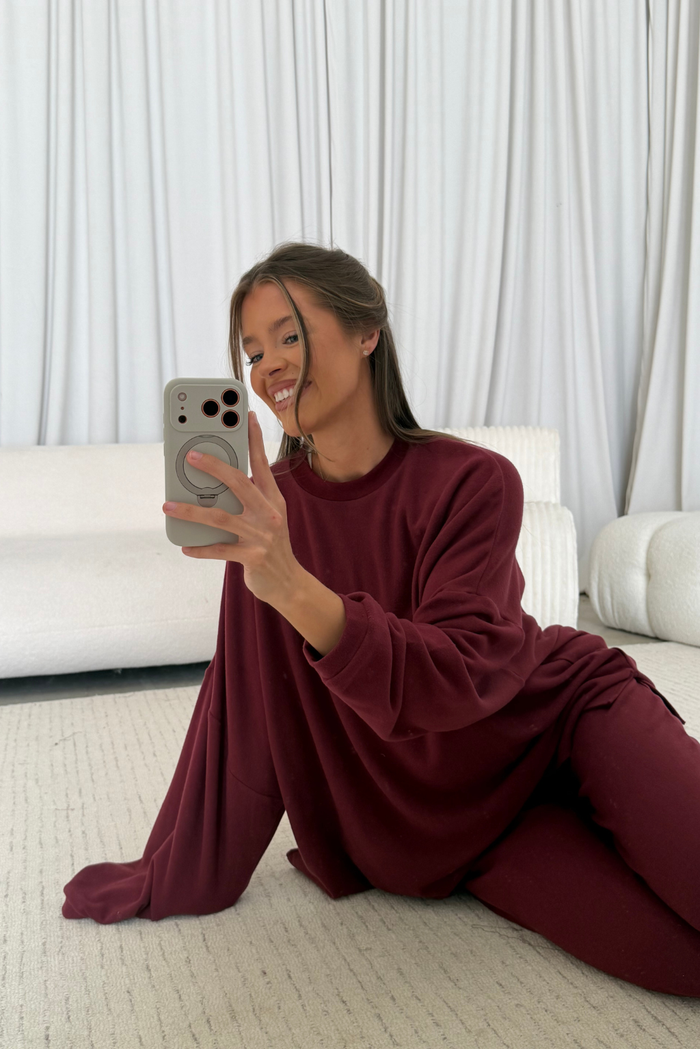 Naomi Oversized Fleece Long Sleeve Top in Burgundy - Bump Friendly