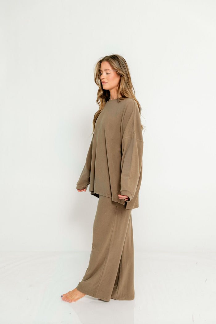 Naomi Oversized Fleece Long Sleeve Top in Olive Brown - Bump Friendly