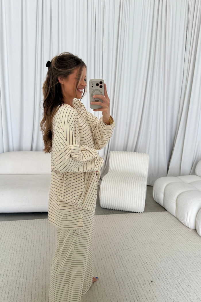 Naomi Striped Fleece Oversized Long Sleeve Top in Cream/Brown (Dark Maroon) *9/30 PRE-ORDER*