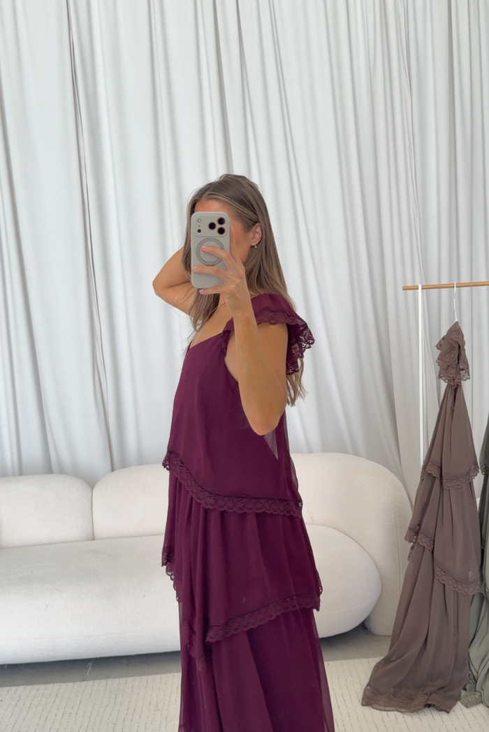 Nicola Maxi Dress in Maroon