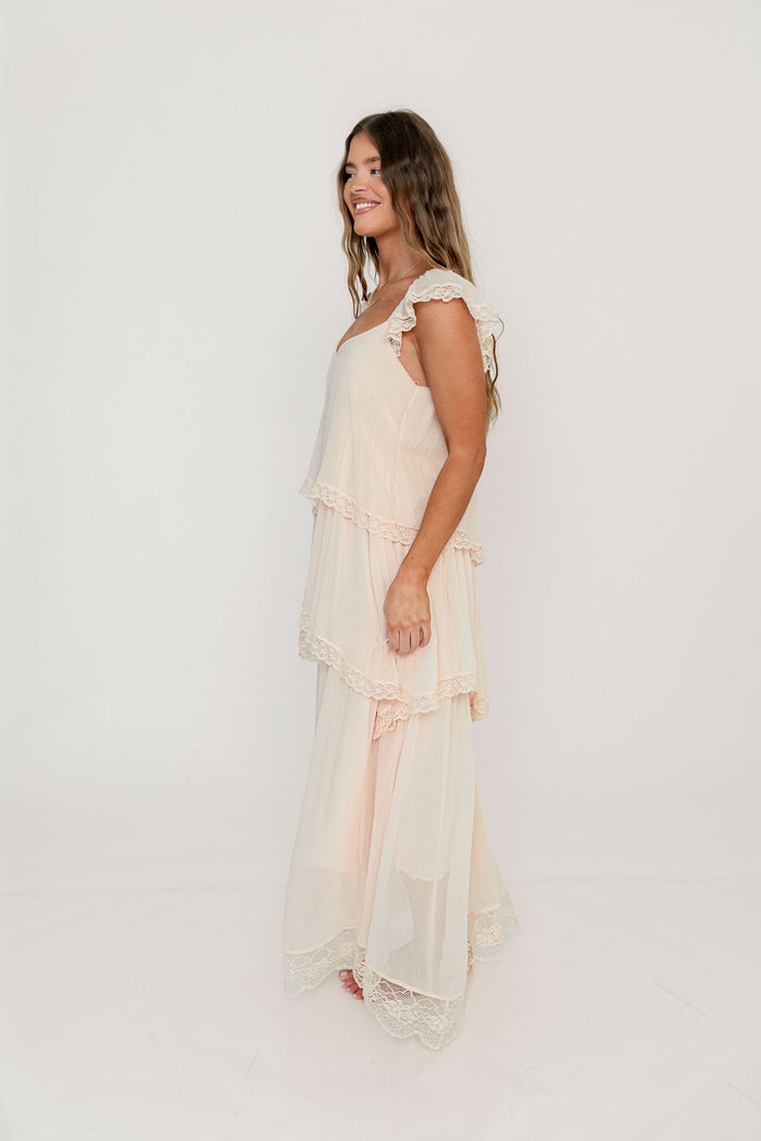 Nicola Maxi Dress in Pale Pink