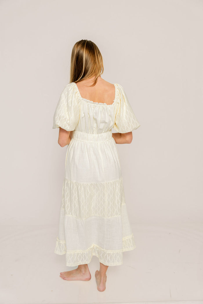 Noor Lace Tiered Midi Dress in Cream