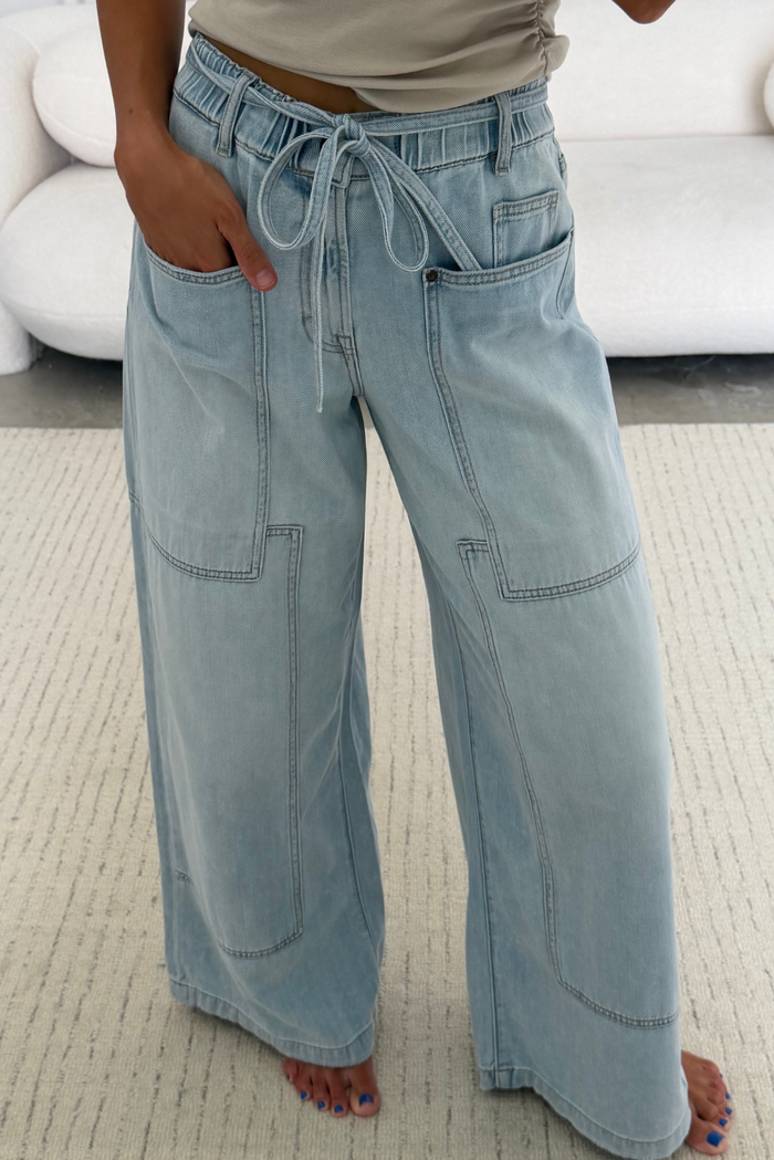 Nori Drawstring Utility Pocket Wide Leg Jean in Light