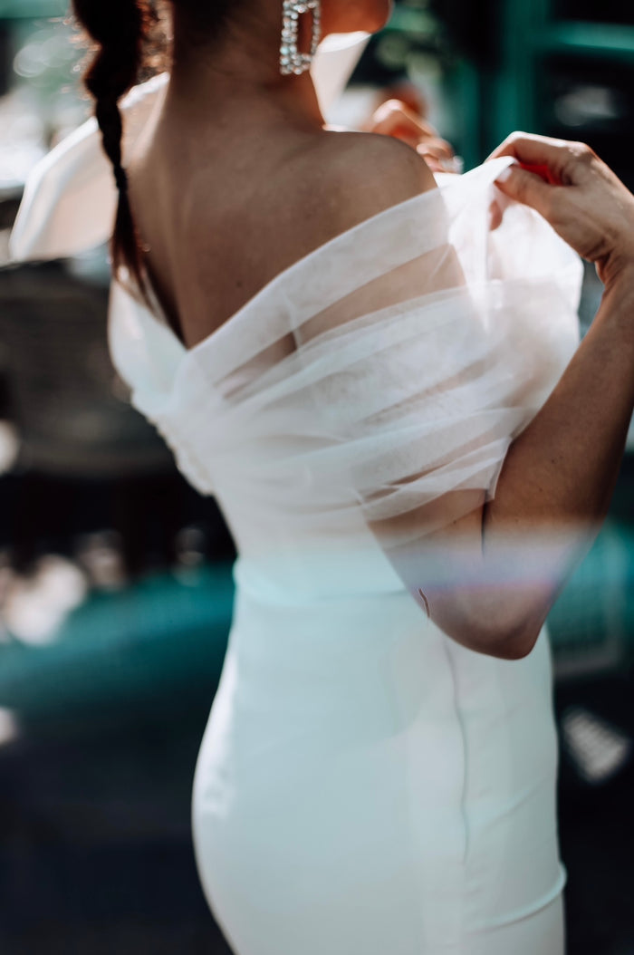 Off-the-shoulder bridal shawl - Velo Bianco