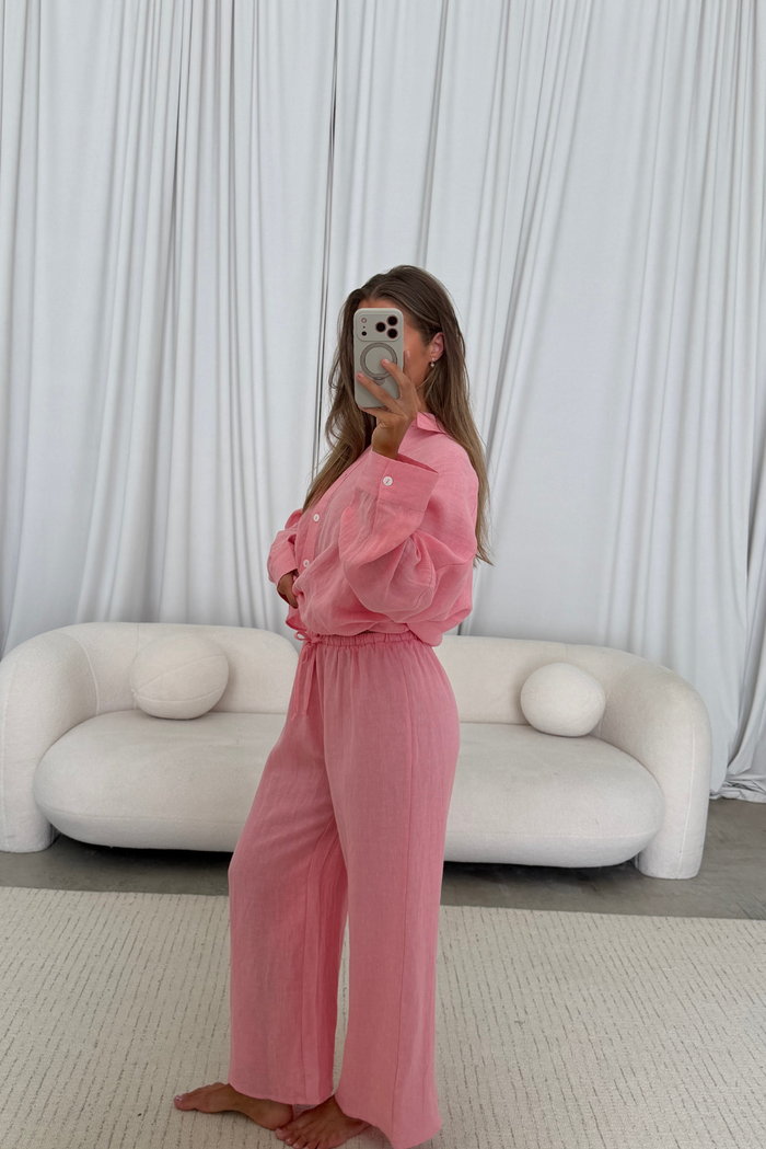 Peyton 100% Linen Button Down Shirt in Bubble Gum