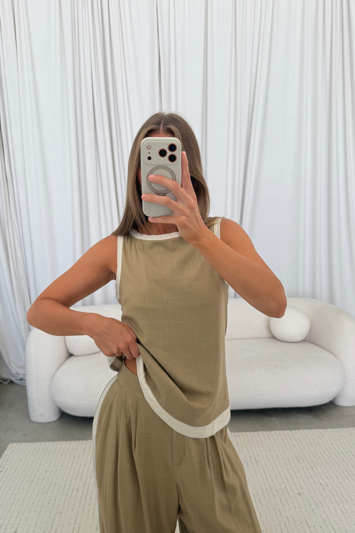 Phoebe Contrast Edge Sleeveless Top and Wide Leg Pants Set in Khaki/Natural