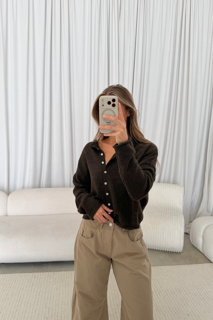 Piper Cardigan Top in Chocolate