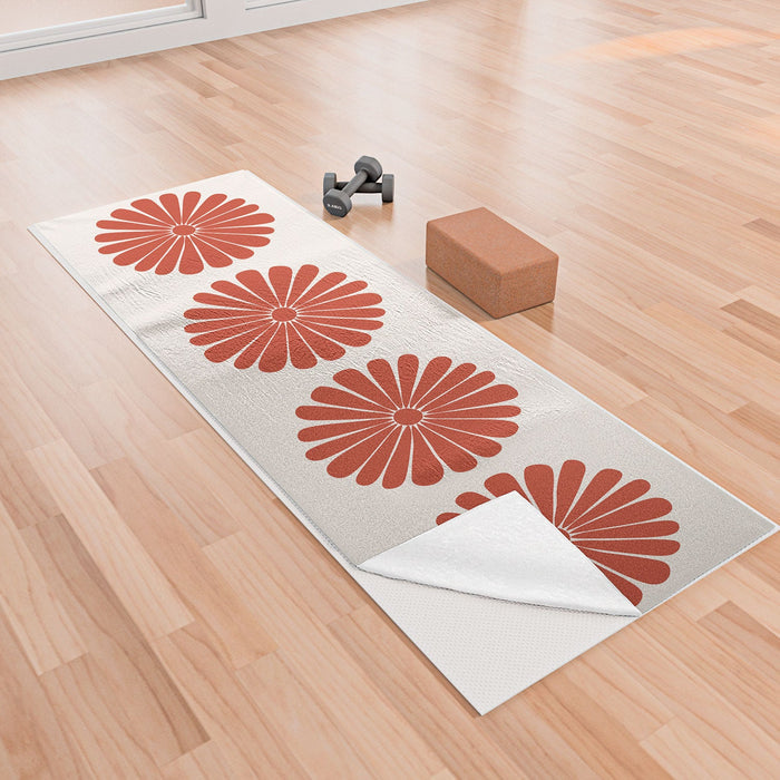 Retro Daisy III Yoga Towel