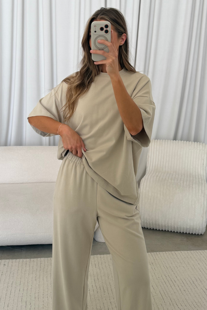 Robyn Butter Brushed Knit Loose Fit Tee in Papyrus