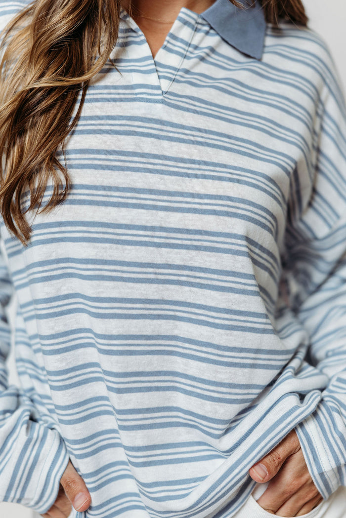 Romy Contrast Collared Striped Tee in Blue