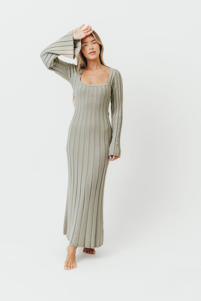 Rowan Square Neck Maxi Dress in Green