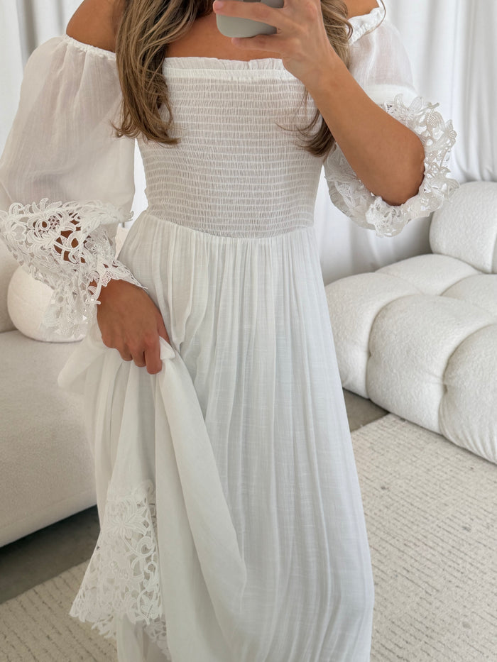 Sarah Maxi Dress in White (Live Exclusive)