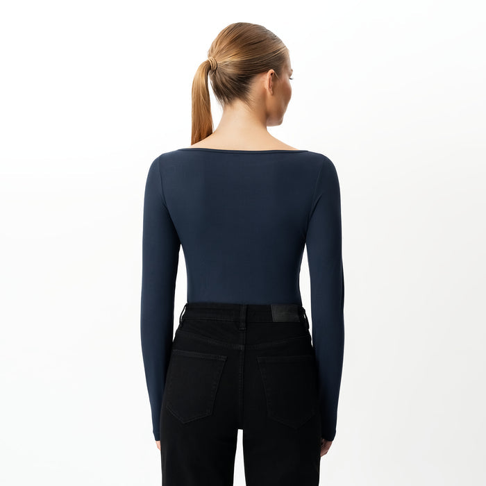 Height: 172 cm | Size: XS / Height: 5'8" | Size: XS
