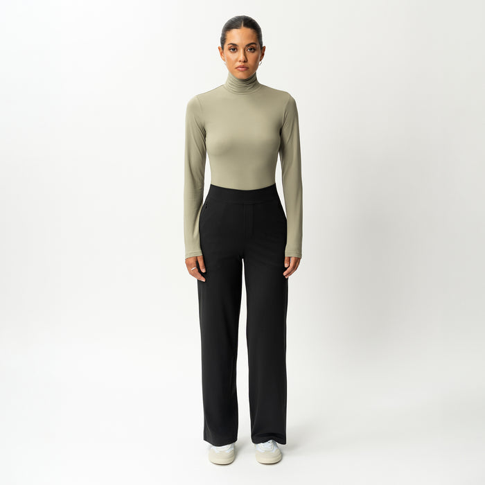 Height: 170 cm | Size: S / Height: 5'7" | Size: S
