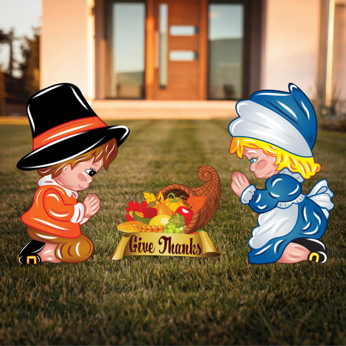 Thanksgiving Yard Sign – Pilgrim Children with Horn of Plenty “Give Thanks” Set