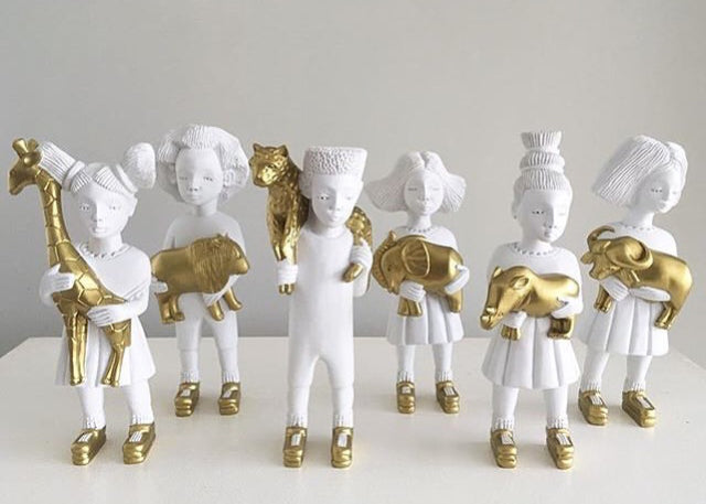 The Little Six Children Clonette Doll Figurines in White