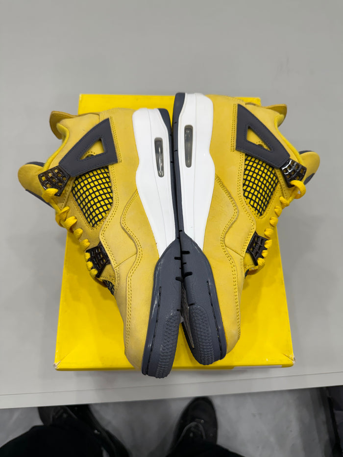 (USED) Jordan 4 Retro Lightning (2021) - Sz 8.5