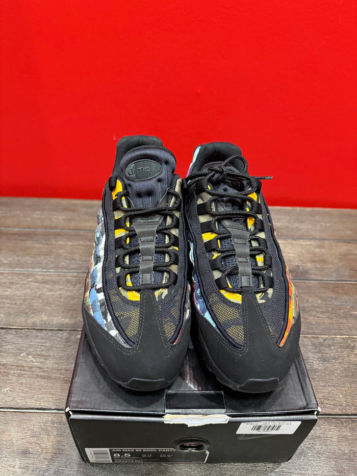 (USED) Nike Air Max 95 ERDL Party Black - Sz 8.5